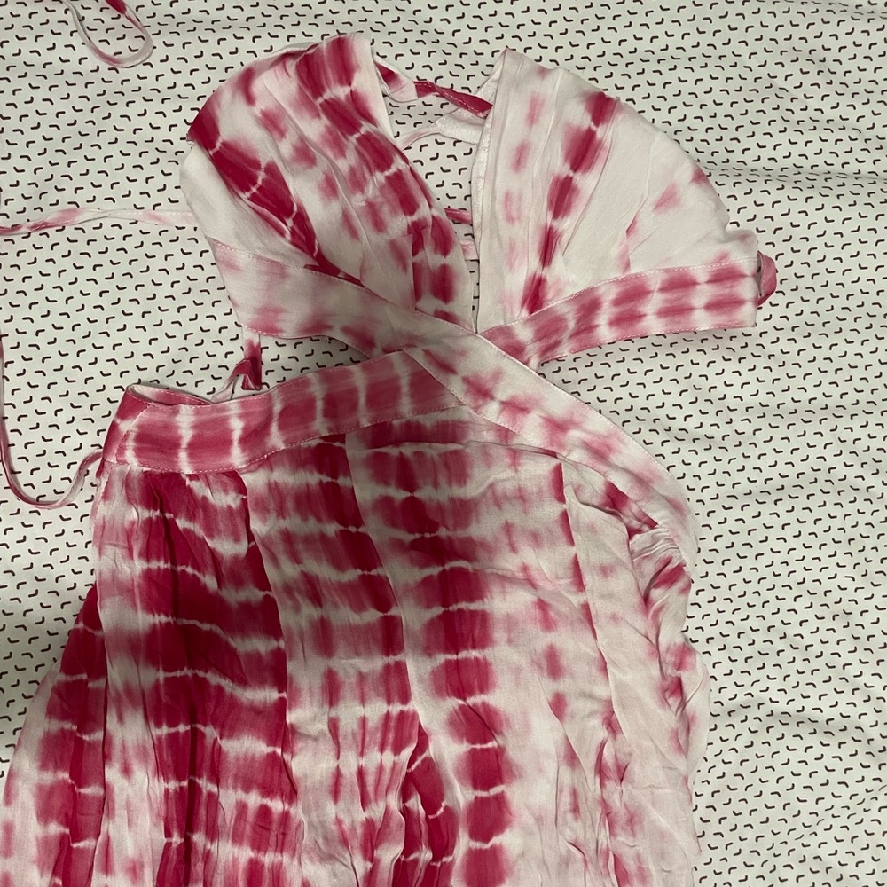 Dress - Picture 2 of 6